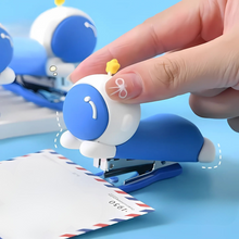 Load image into Gallery viewer, Astronaut Stapler - Tinyminymo
