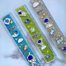 Load image into Gallery viewer, Astronaut Water Ruler - Tinyminymo
