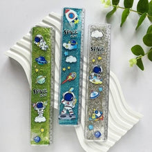 Load image into Gallery viewer, Astronaut Water Ruler - Tinyminymo