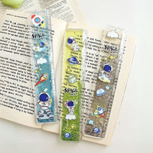 Load image into Gallery viewer, Astronaut Water Ruler - Tinyminymo