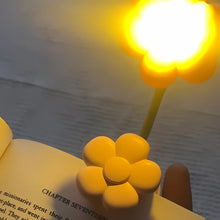 Load image into Gallery viewer, Clip on Reading Lamp - Tinyminymo