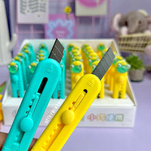 Load image into Gallery viewer, Frog Charm Paper Cutter - Tinyminymo