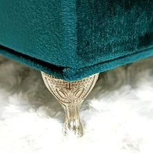 Load image into Gallery viewer, Heart Shaped Sofa Jewellery Organiser - Tinyminymo