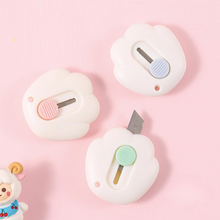 Load image into Gallery viewer, Mini Cat Paw Paper Cutter - Tinyminymo