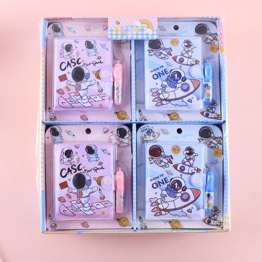 Mini Diary with Pen - Astronaut - Tinyminymo