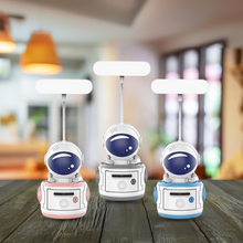 Load image into Gallery viewer, Multipurpose Astronaut Desk Lamp - Tinyminymo