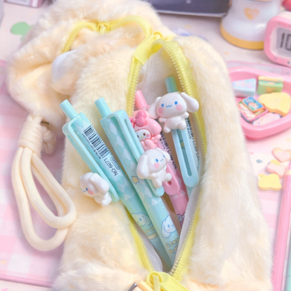 Four Mechanical Pencils in a Zipper Pouch - Tinyminymo