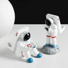 Load image into Gallery viewer, Phone Addict Astronaut Mobile Holder - Tinyminymo