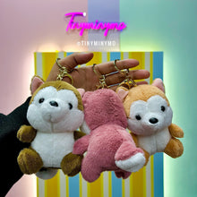 Load image into Gallery viewer, Plush Husky 3D Keychain - Tinyminymo