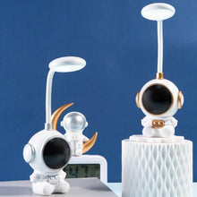 Load image into Gallery viewer, Sitting Astronaut LED Desk Lamp - Tinyminymo