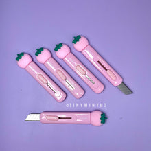 Load image into Gallery viewer, Strawberry Paper Cutter - Tinyminymo