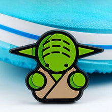 Load image into Gallery viewer, Superhero Crocs Decoration - Set of 2 - Tinyminymo