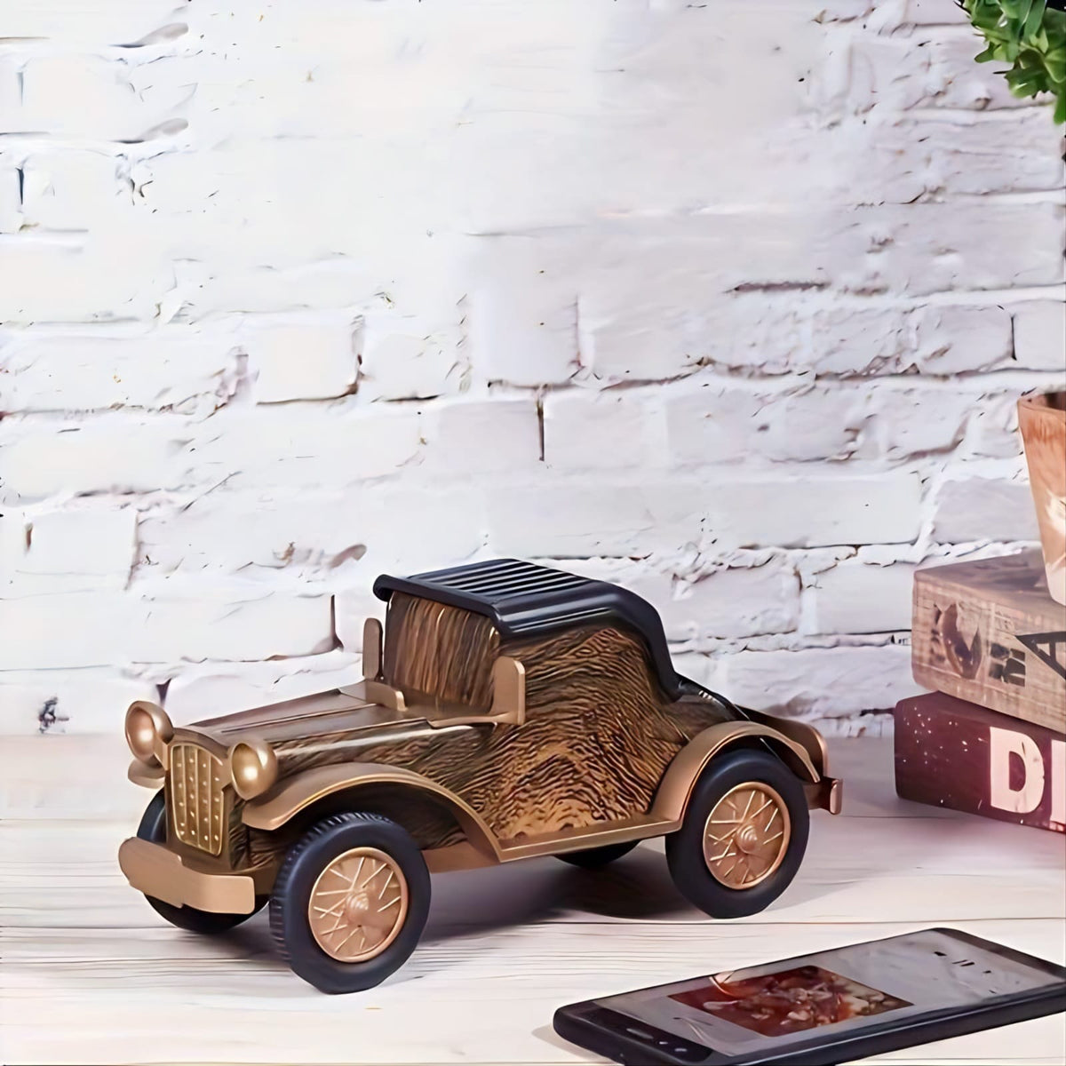 Vintage Car Shaped Bluetooth Speaker - Tinyminymo