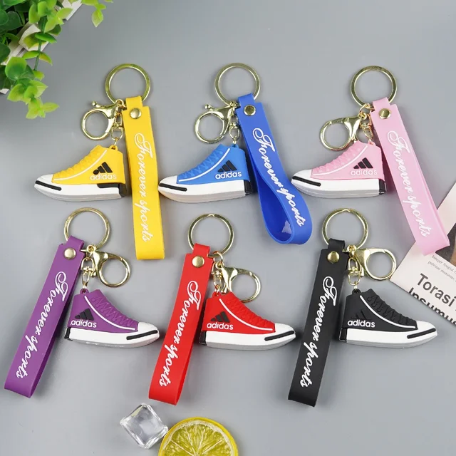 Adidas superstar best sale keychain