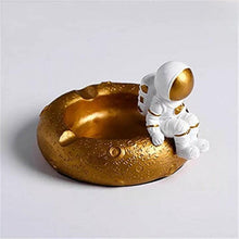 Load image into Gallery viewer, Astronaut Ashtray - Tinyminymo