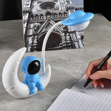 Load image into Gallery viewer, Astronaut LED Desk Lamp - Tinyminymo