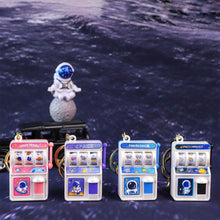 Load image into Gallery viewer, Astronaut Slot Machine Keychain - Tinyminymo