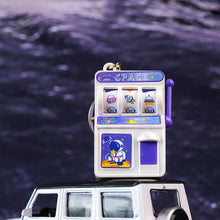 Load image into Gallery viewer, Astronaut Slot Machine Keychain - Tinyminymo