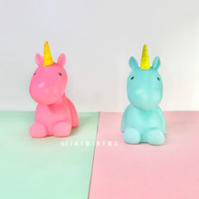 Load image into Gallery viewer, Mini Unicorn Lamp