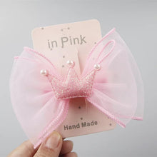 Load image into Gallery viewer, Crown Bow Clip