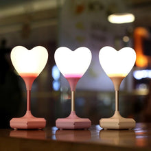 Load image into Gallery viewer, Heart Table Lamp - Tinyminymo