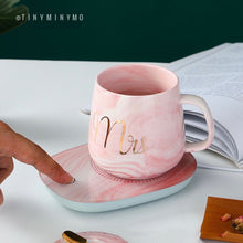 Load image into Gallery viewer, Mr and Mrs Mug with Warmer Lid and Spoon - Tinyminymo