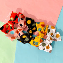Load image into Gallery viewer, Polka Bow Clip -Tinyminymo