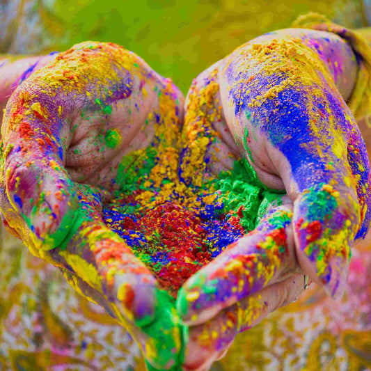 Holi Gifts