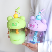 Load image into Gallery viewer, Adorable Bear Kids Sipper - Tinyminymo
