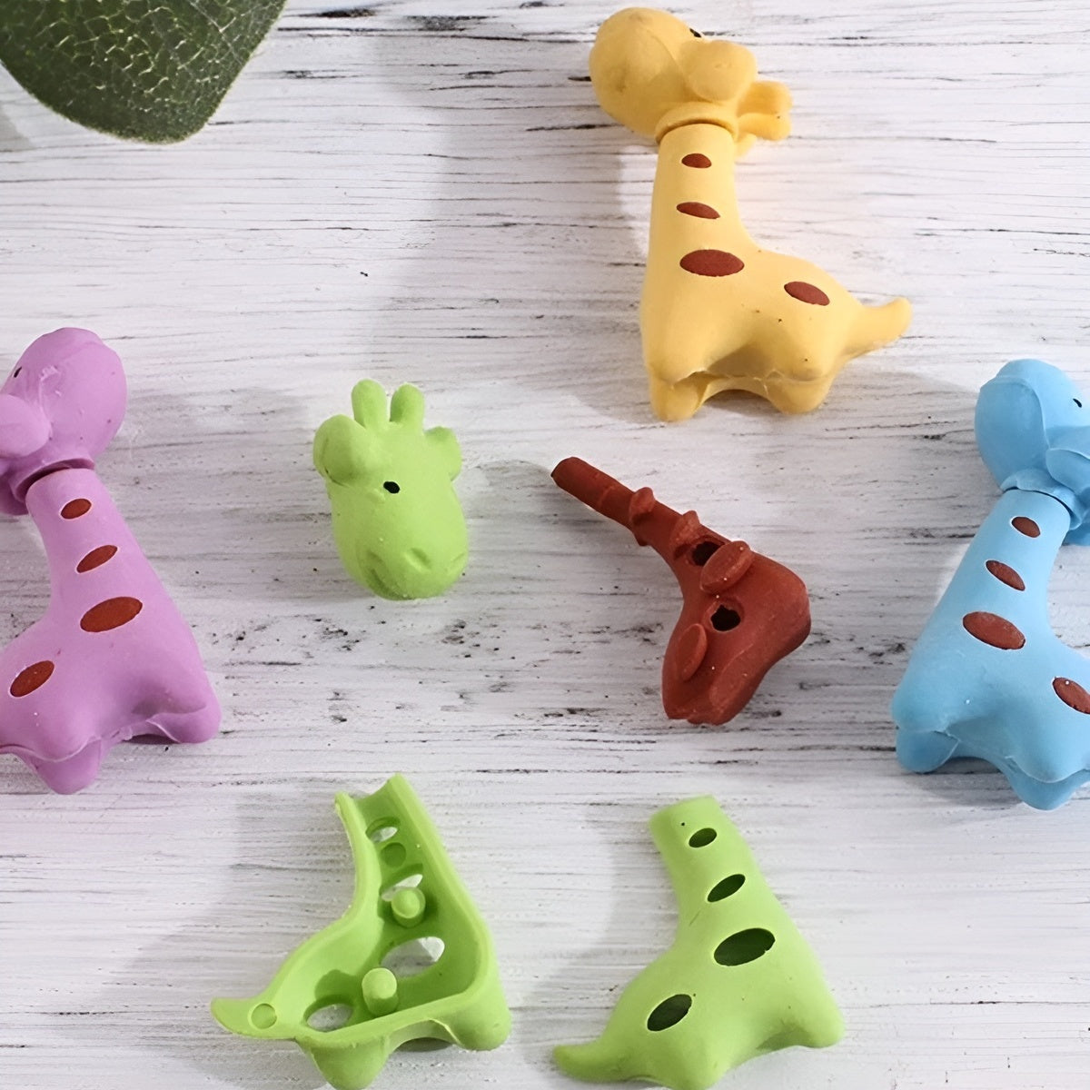 Adorable Mini Giraffe Eraser -  Tinyminymo