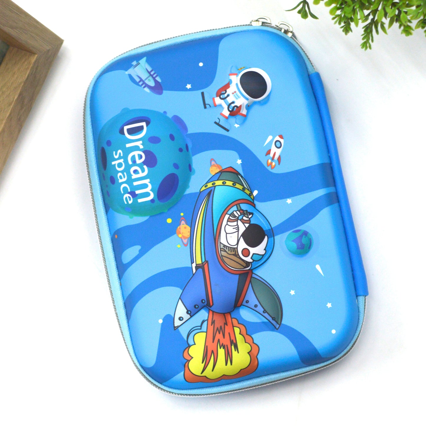 Astronaut 3D Smiggle Pouch - Tinyminymo 