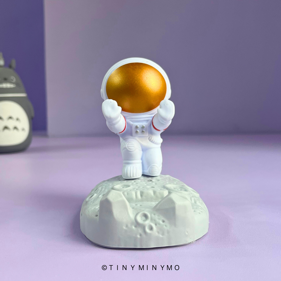 Astronaut Mobile Holder - Hand Support - Tinyminymo