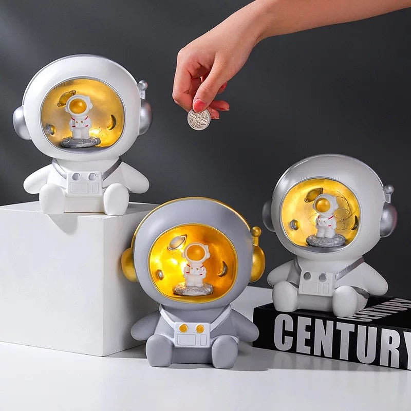 Astronaut Night Light cum Piggy Bank - Tinyminymo