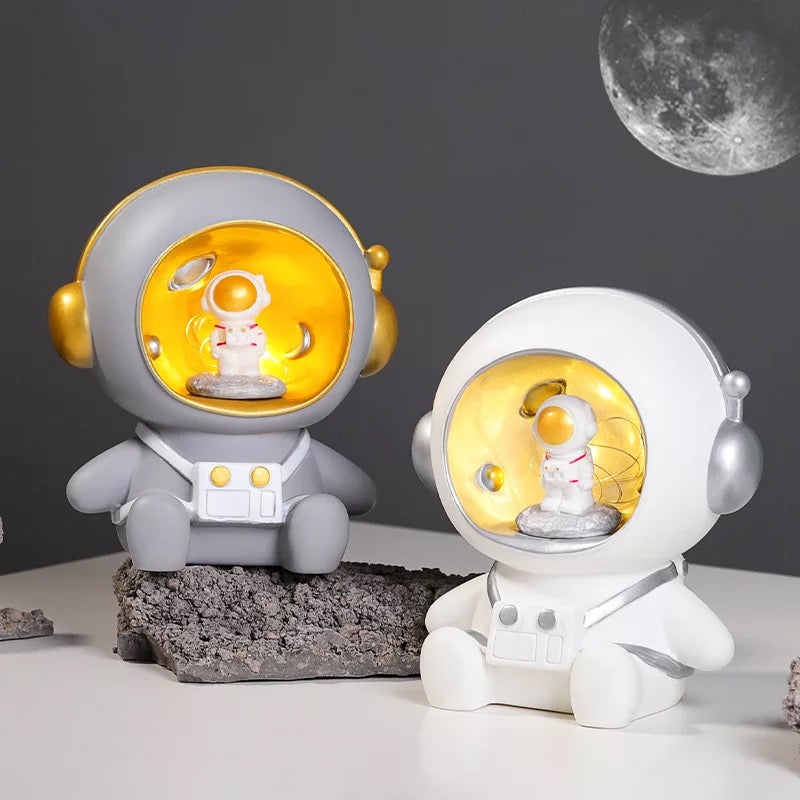 Astronaut Night Light cum Piggy Bank - Tinyminymo