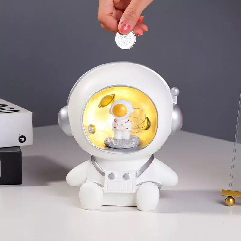 Astronaut Night Light cum Piggy Bank - Tinyminymo