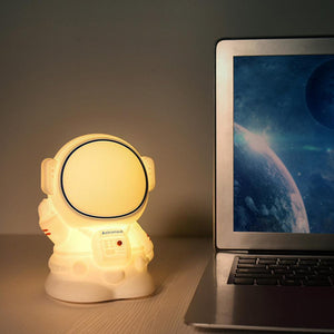 Astronaut Silicone Night Light - Tinyminymo