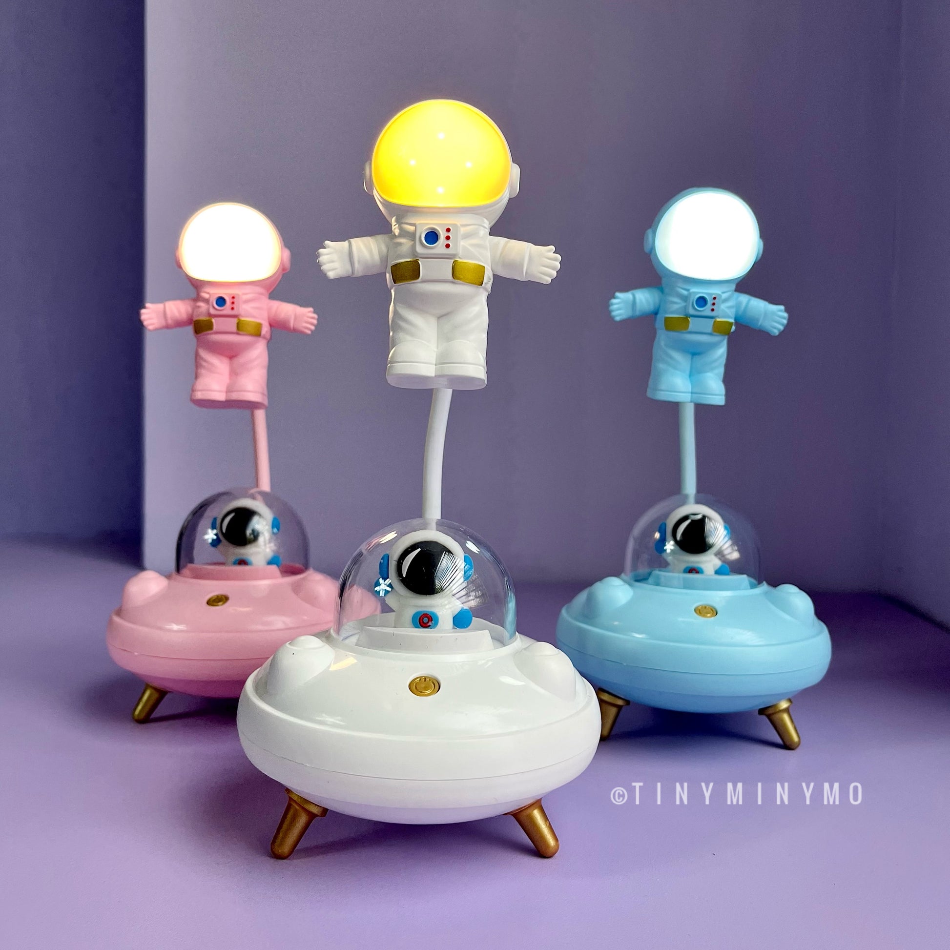 Astronaut in UFO LED Desk Lamp - Tinyminymo