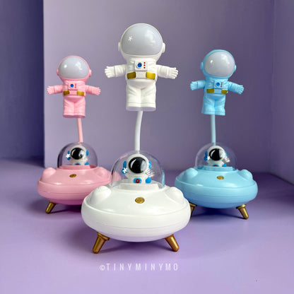 Astronaut in UFO LED Desk Lamp - Tinyminymo