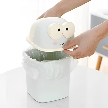 Big Eye Frog Desk Accessory - Tinyminymo