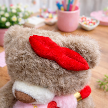 Red Lips Detailing - Tinyminymo