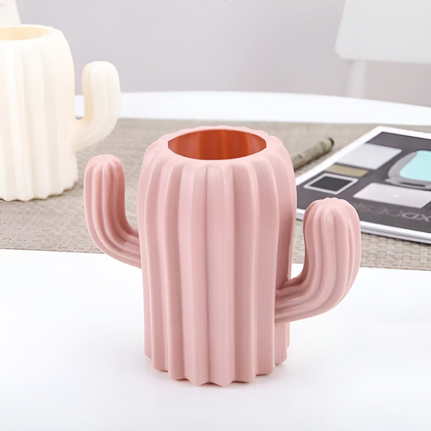 Cactus Shaped Pen Stand - Tinyminymo