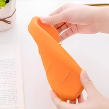 Load image into Gallery viewer, Carrot Shaped Zipper Pouch - Tinyminymo

