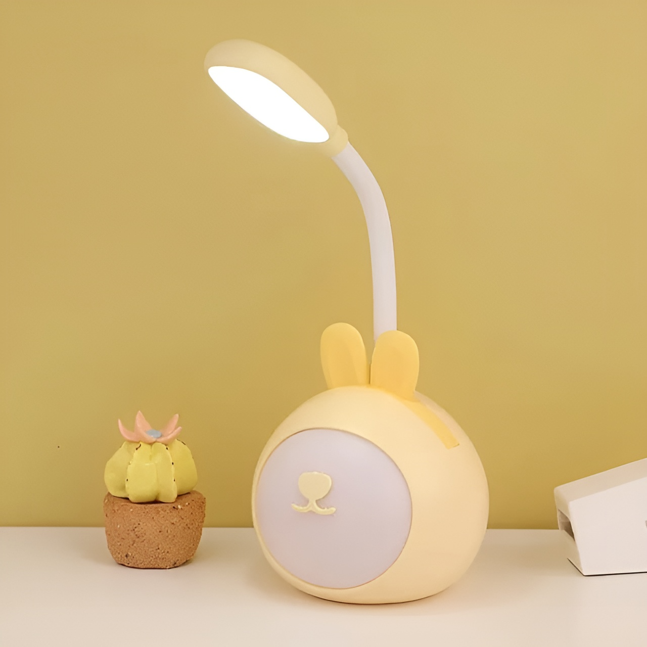 Cute Bunny LED Desk Lamp - Tinyminymo