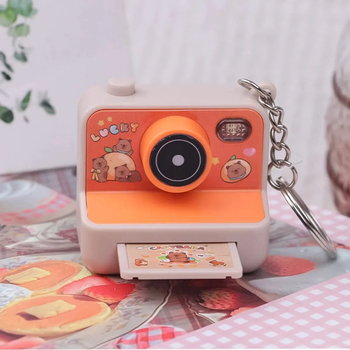 Capybara Camera Keychain - Tinyminymo