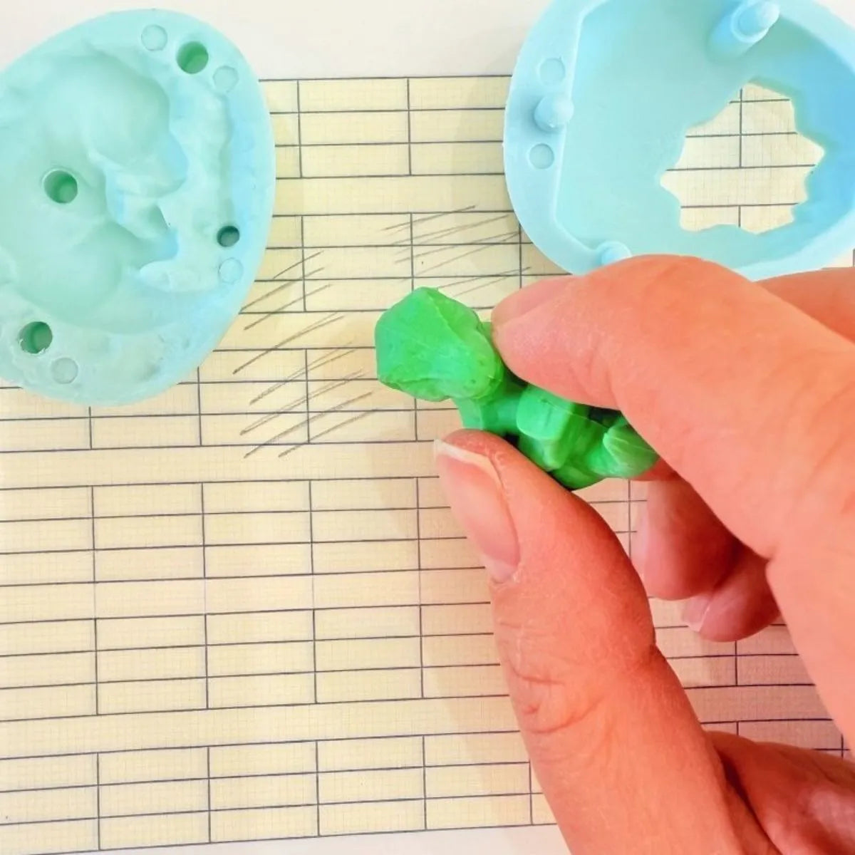 Dinosaur's Egg Eraser Erasing Pencil Marks - Tinyminymo