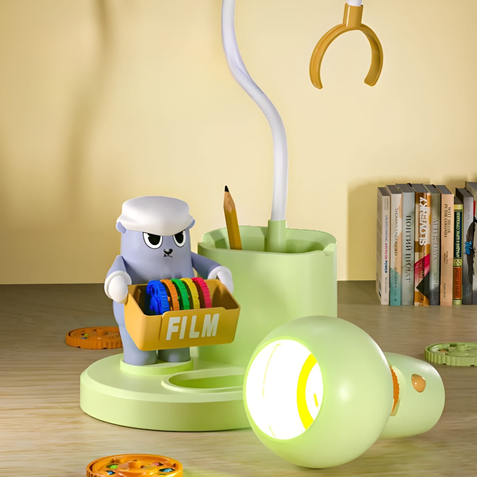 Dynamic Projector Desk Accessory - Tinyminymo