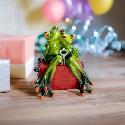 Frog Couple on Vacation Resin Piggy Bank - Tinyminymo