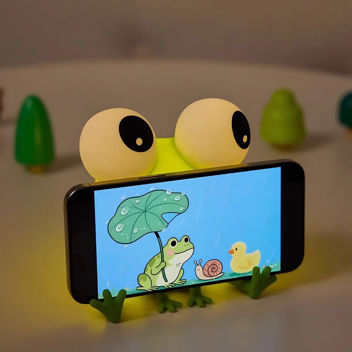 Frog Night Light as Phone Stand - Tinyminymo