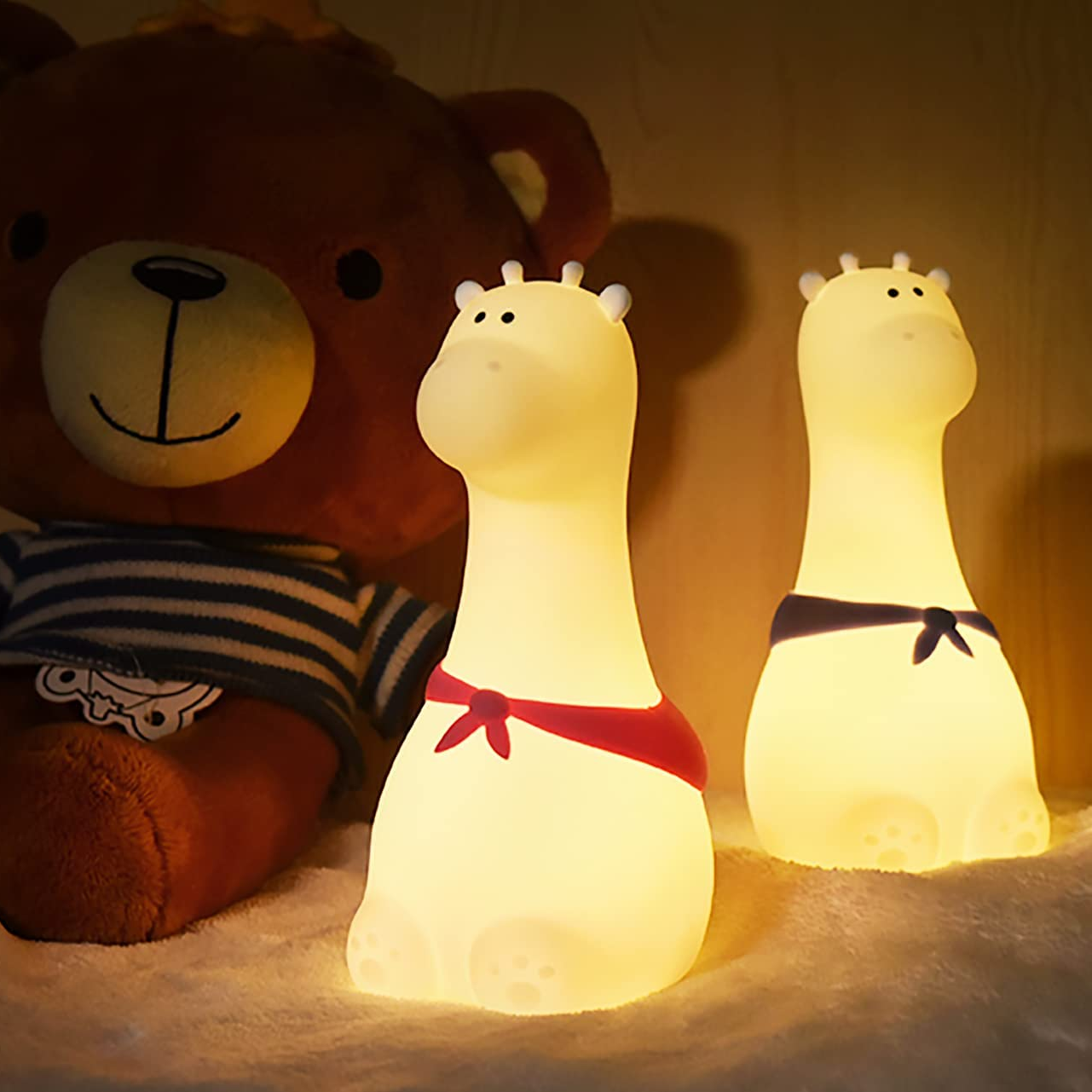 Giraffe with Scarf Silicone Night Light - Tinyminymo