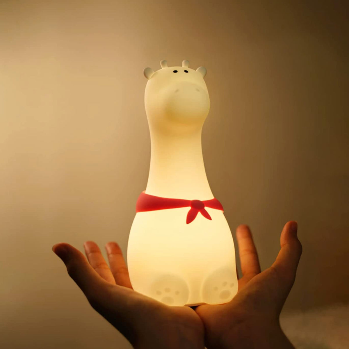 Giraffe with Scarf Silicone Night Light - Tinyminymo